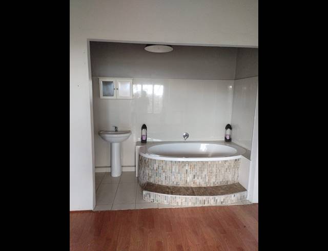 2 BEDROOM MAISONETTE TO LET IN WESTVILLE